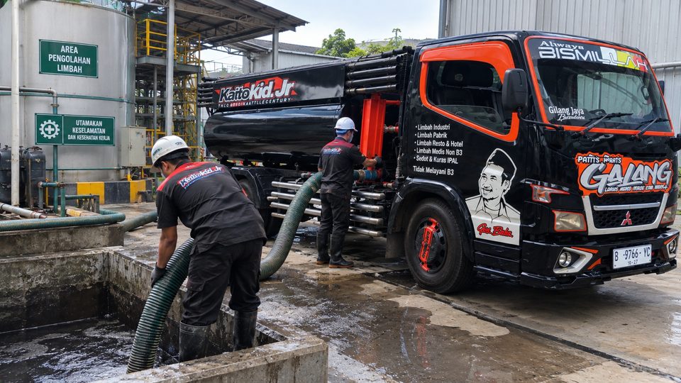 Sedot limbah industri